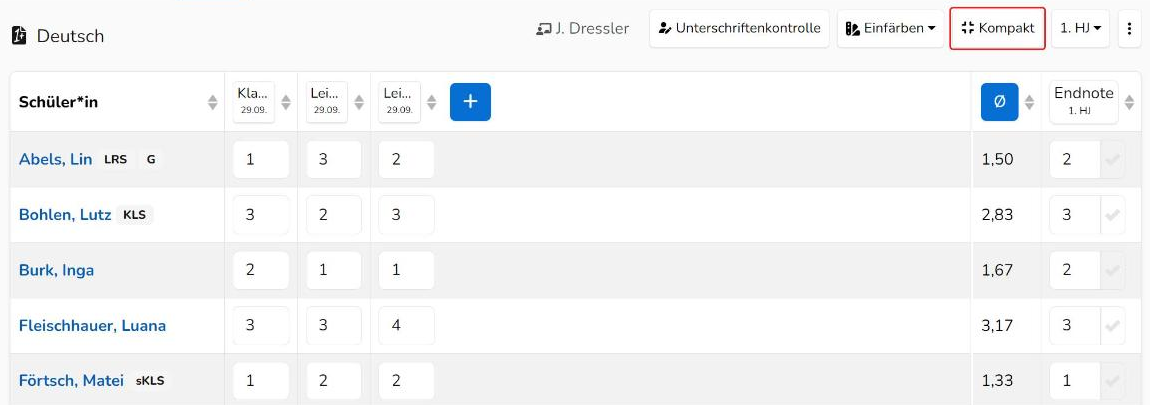 Notenbuch mit markiertem Button Kompakt